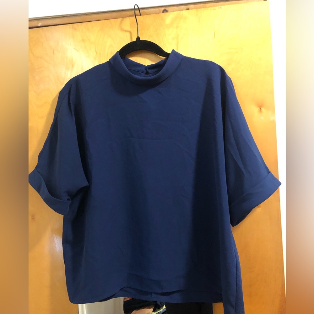Uniqlo Dark Blue Women's Short Sleeve Top